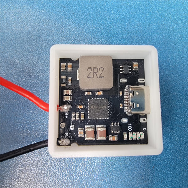 HalloWoo DIY MAGCharge-18X Magnetic Fast Charger | 18W Portable Power Bank | 21700/18650 Battery Charger | Ultimate Cooling Design - Image 2